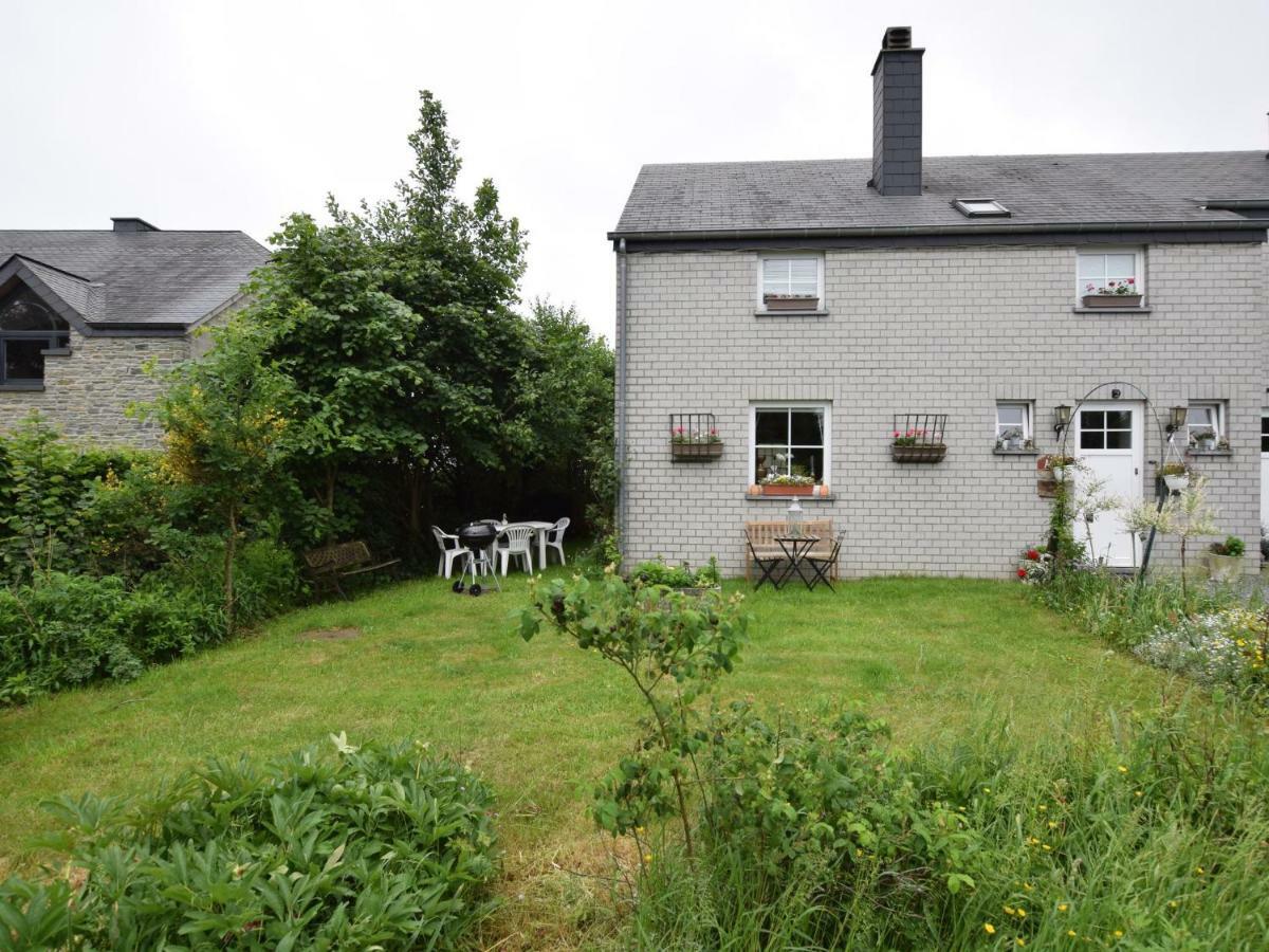 Cozy Apartment In Paliseul With Garden Carlsbourg Exterior photo