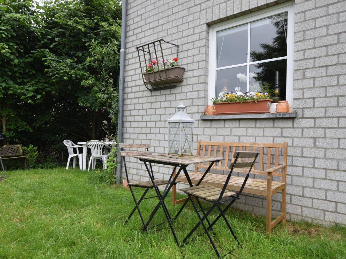 Cozy Apartment In Paliseul With Garden Carlsbourg Exterior photo